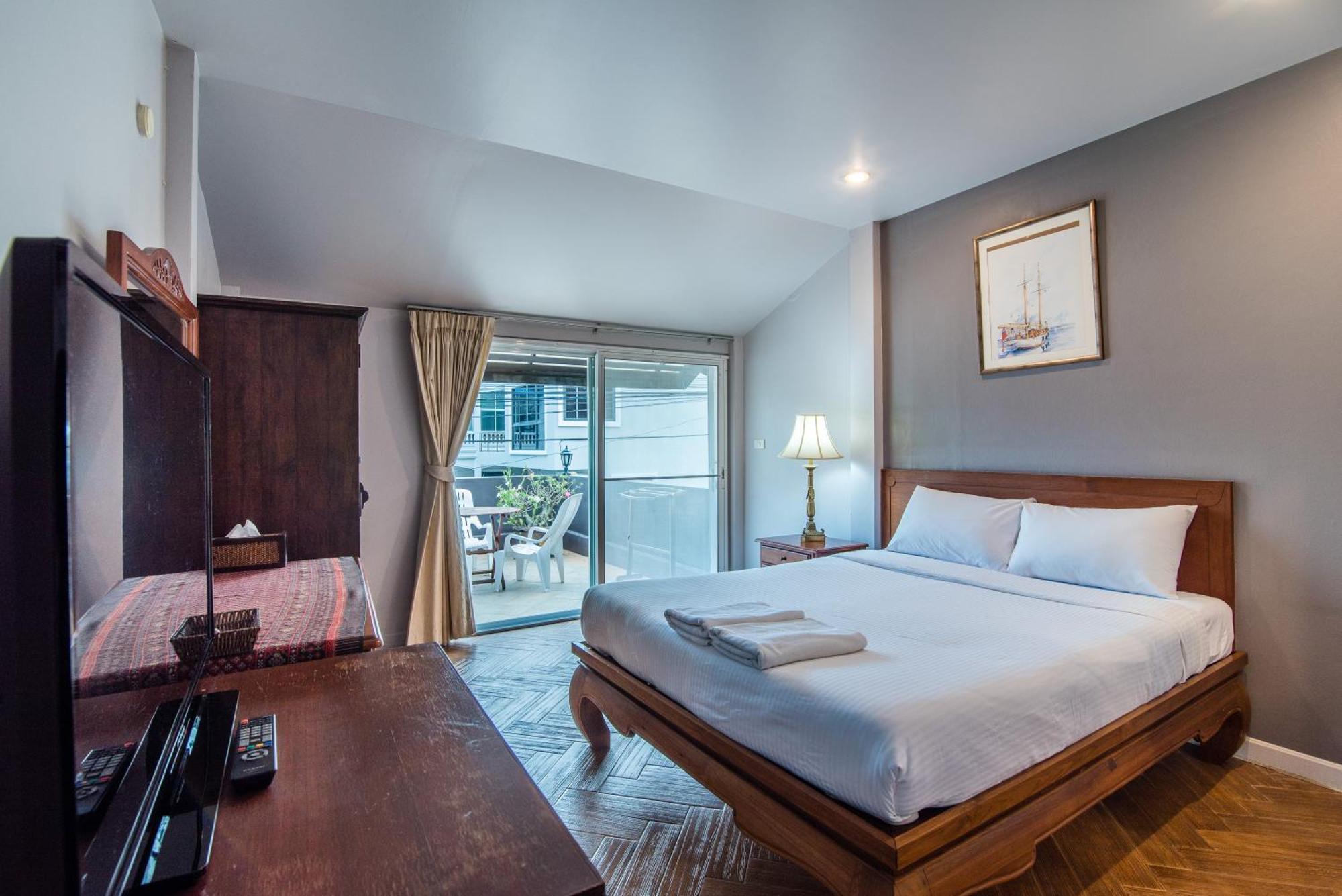 Baan Bua Residence 2*